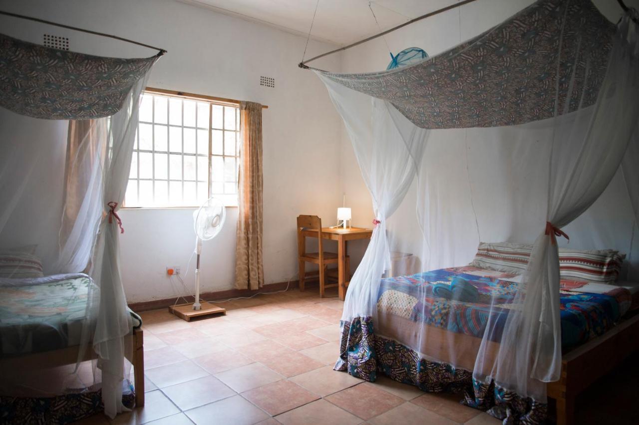 Blend Lodge And Kitchen - Pakachere Zomba Exterior foto