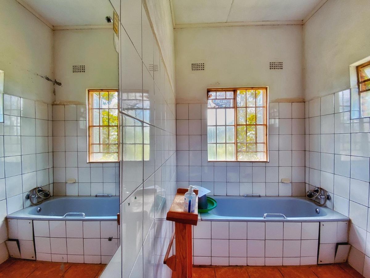 Blend Lodge And Kitchen - Pakachere Zomba Exterior foto