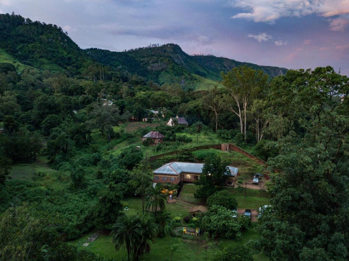 Blend Lodge And Kitchen - Pakachere Zomba Exterior foto