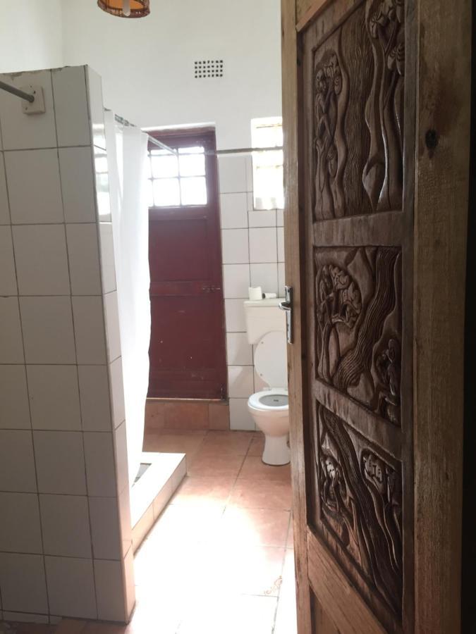 Blend Lodge And Kitchen - Pakachere Zomba Exterior foto