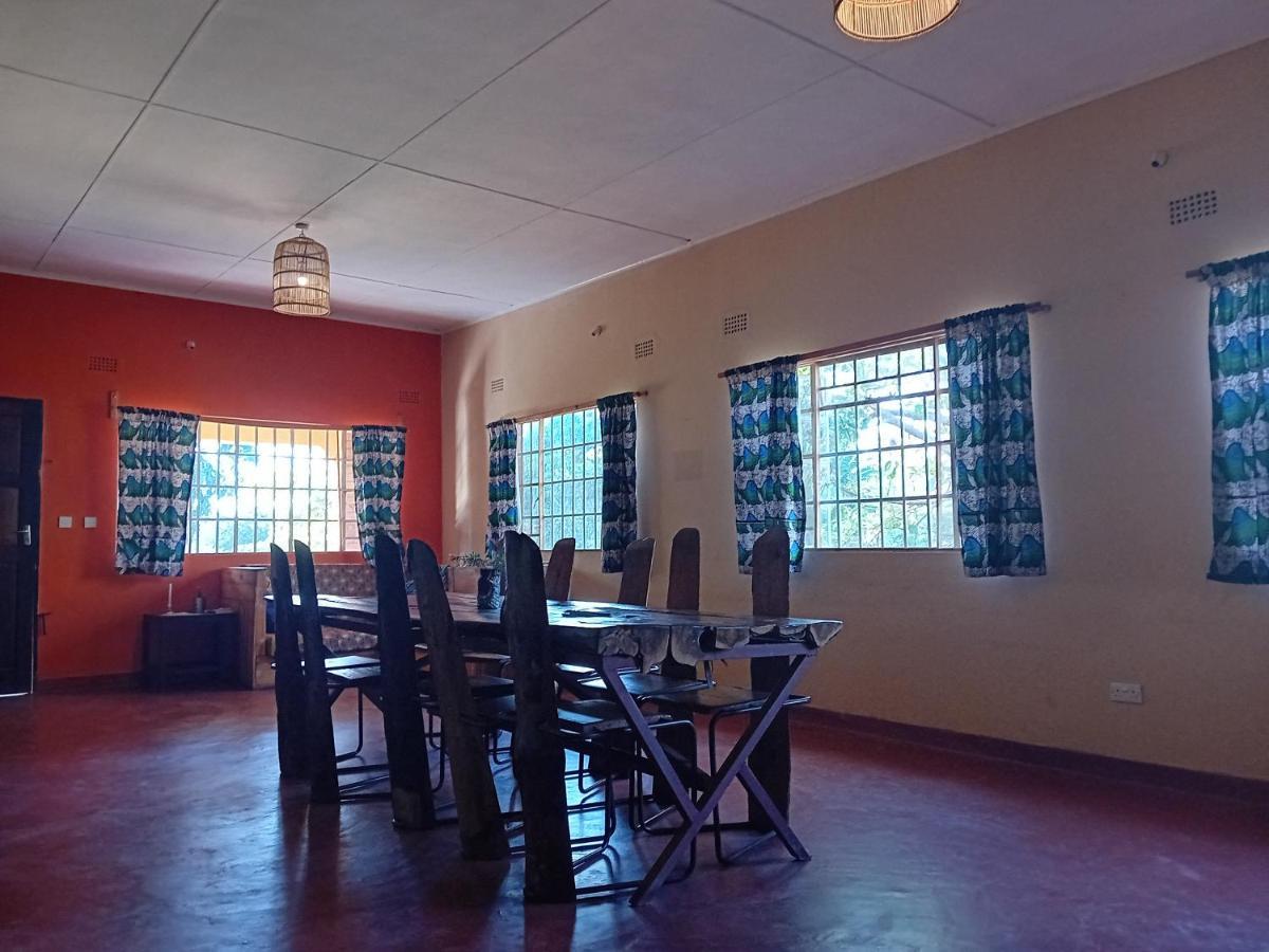 Blend Lodge And Kitchen - Pakachere Zomba Exterior foto