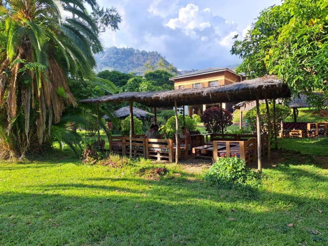 Blend Lodge And Kitchen - Pakachere Zomba Exterior foto