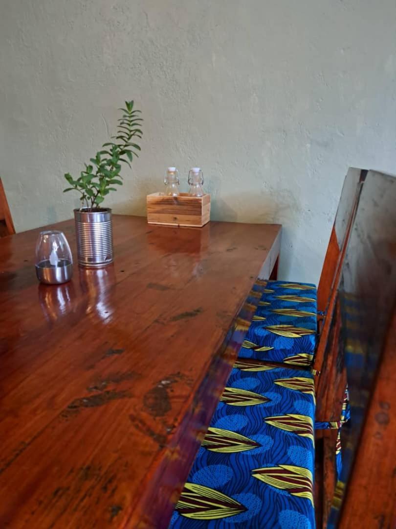 Blend Lodge And Kitchen - Pakachere Zomba Exterior foto